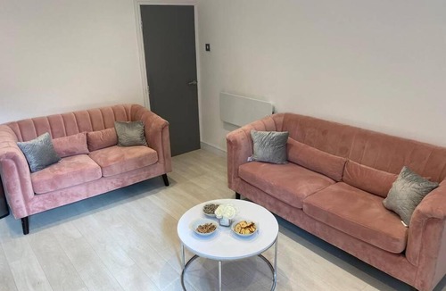 Sheffield Apartment | Sheffield - New York Apartment