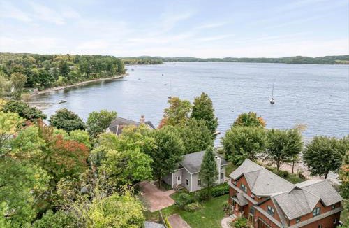 South Burlington House | Shelburne Bay Retreat Modern 3BR Lakefront Views
