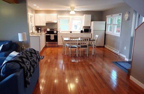 Ovid Cottage | SHELDRAKE SPECTACULAR LAKE VIEW