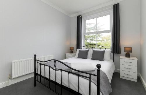 Cambridge Bed & Breakfast | Shelford Lodge