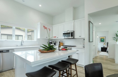 Shell Beach House | Shell Beach Modern with Ocean Views, Pet Friendly