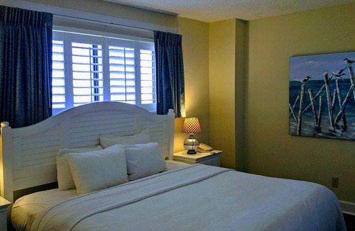 Shell Island Resort | Shell Island Resort - All Oceanfront Suites
