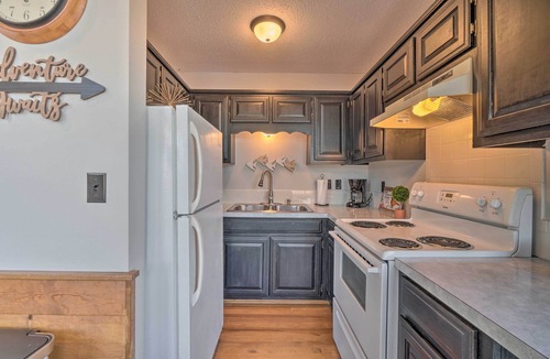 Shell Knob House | Shell Knob Guest House w/Lake View, Fire Pit