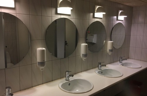 Stovring Hotel | Shell Motel Støvring