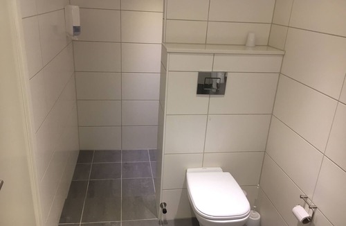 Stovring Hotel | Shell Motel Støvring