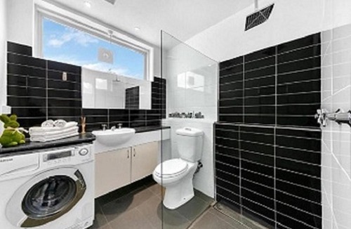 St Kilda Apartment | ShelleyStayz Shakespeare Grove