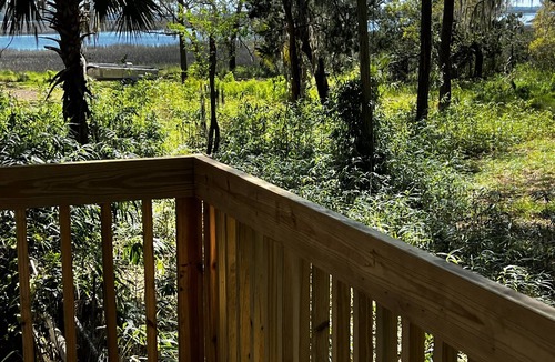 Shellman Bluff Condo | Shellman Coastal Getaway. Condo in downtown Shellman Bluff, GA.