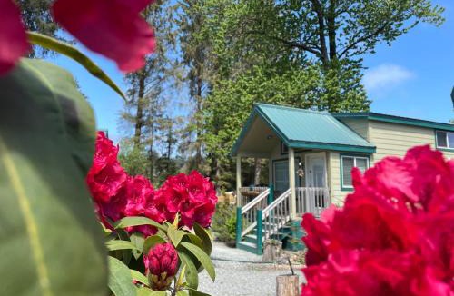 Bay City Bed & Breakfast | Sheltered Nook On Tillamook Bay