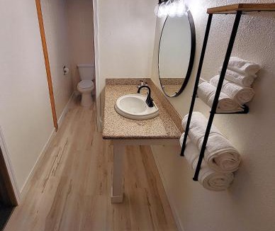 Shelton Hotel | Shelton Inn