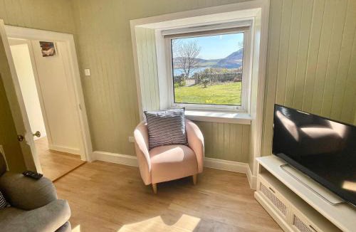 Talmine House | Shepherd Moon