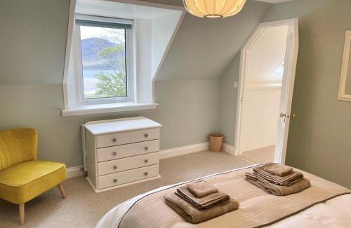 Talmine House | Shepherd Moon