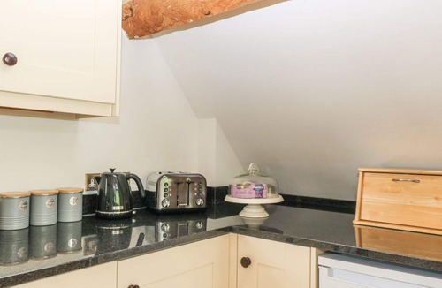 Milborne Saint Andrew Cottage | Shepherd's Barn