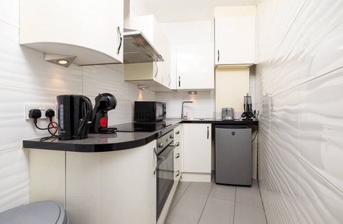 Shepherd's Bush Apartment | Shepherd's Bush