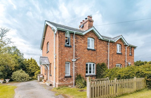 Bridgnorth Cottage | Shepherd's Cottage