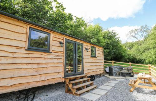 Llandovery House | Shepherd's Cwtch