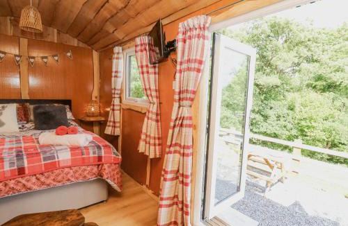 Llandovery House | Shepherd's Cwtch