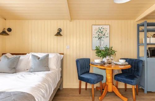 Newton St Loe House | Shepherd's Hut, Bath