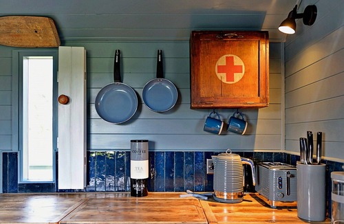 Rhyd-y-clafdy Ski Chalet | Shepherd's Hut on Llŷn Peninsula by Private Lake