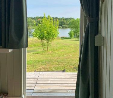 Vester Skerninge House | Shepherd's Hut With Lake View In Ollerup