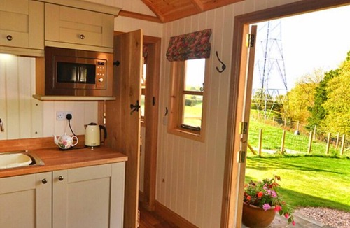 Coalbrookdale Ski Chalet | Shepherd's Lodge at Morrells Wood