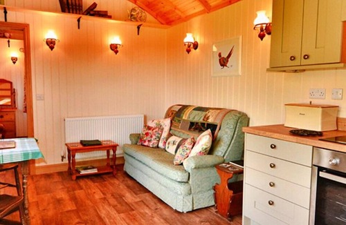 Coalbrookdale Ski Chalet | Shepherd's Lodge at Morrells Wood