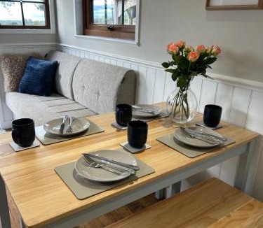 Newark House | Shepherd's Retreat