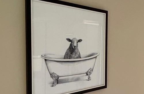 Newark House | Shepherd's Retreat