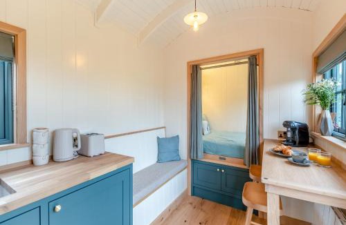 North Weald House | Shepherd's Retreat