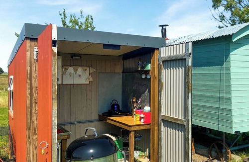 Earls Barton Apartment | Shepherds Cottage - UK49766