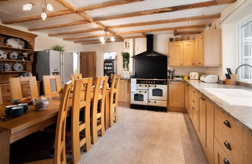 Chathill Cottage | Shepherds Cottage - Spacious cottage with sea views