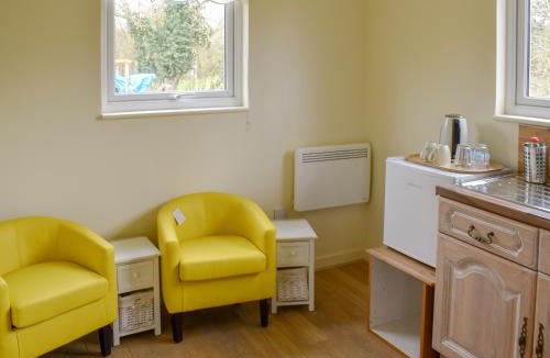 Five Oak Green House | Shepherds Hut 1 At Laddingford - Uk32531