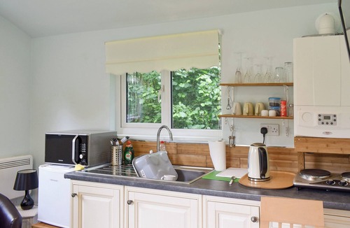 Five Oak Green Cottage | Shepherds Hut 3 at Laddingford - UK32532