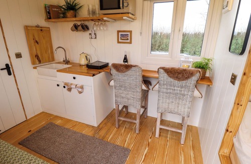 Aubourn Cottage | Shepherds Hut - Ash