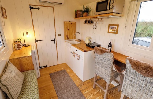Aubourn Cottage | Shepherds Hut - Ash