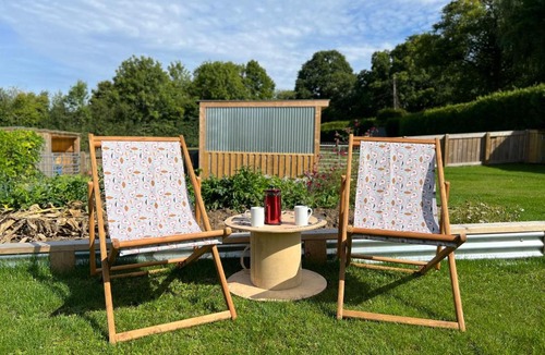 Wadhurst Cabin | Shepherds Hut at Cedar Gables