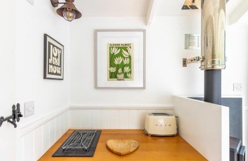 Hickling Ski Chalet | Shepherds Hut by Leap Escapes