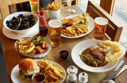 St Merryn Cabin | Shepherds Huts at The Cornish Arms