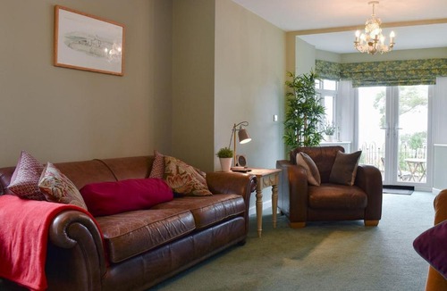 Raymonds Hill House | Shepherds Knapp-UK13285