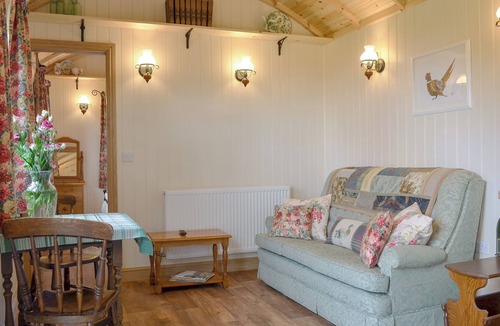 Coalbrookdale Cottage | Shepherds Lodge-ukc2358