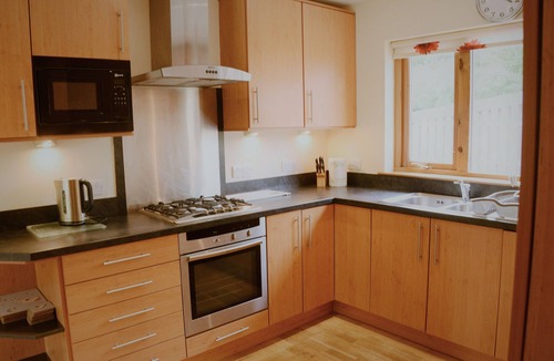 Torcastle House | Shepherds Rest self catering sleeps 6, pets welcome.