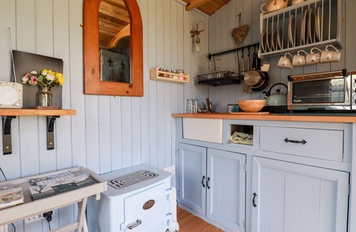 Brazzacott Cottage | Shepherds Retreat