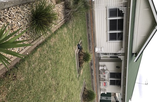 Shepparton South House | Shepparton House - family & pet friendly