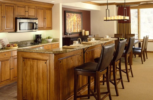 Steamboat Springs Villa | Sheraton 2BR, 2BA - New Years Week! 100% Mountainfront Ski-in & Out! 1,627 sq.ft