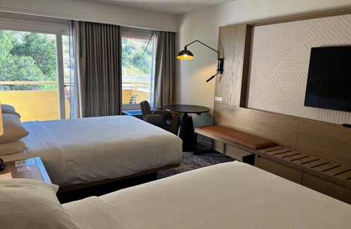 Agoura Hills Hotel | Sheraton Agoura Hills Hotel