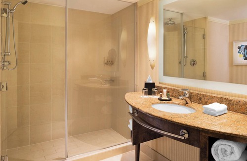 Bloomington Hotel | Sheraton Bloomington Hotel