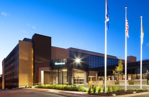 Bloomington Hotel | Sheraton Bloomington