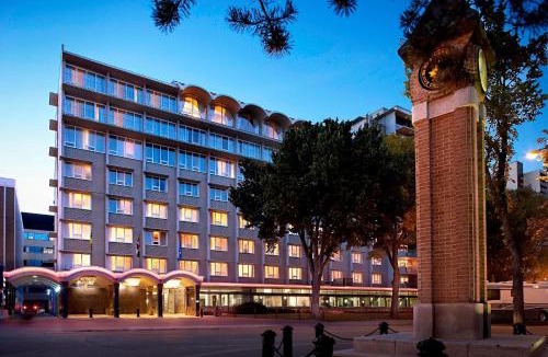 Saskatoon Downtown Hotel | Sheraton Cavalier Saskatoon Hotel