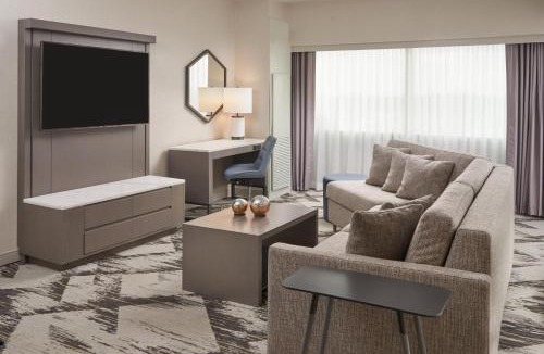 Northville Hotel | Sheraton Detroit Novi