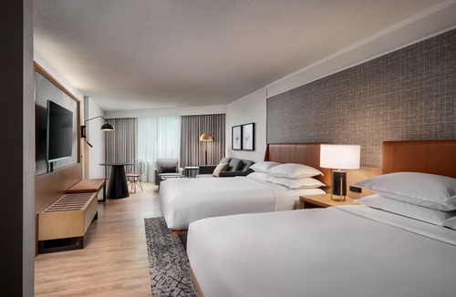 Mississauga Hotel | Sheraton Gateway Hotel In Toronto International Airport