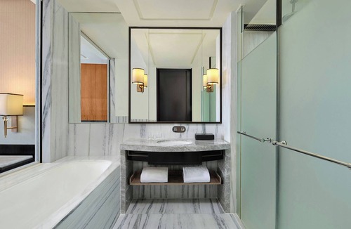 Jakarta Hotel | Sheraton Grand Jakarta Gandaria City Hotel